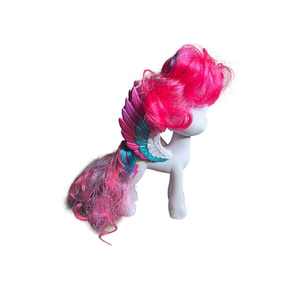 Hasbro Multicolor Rainbow My Little Pony Shining Adventures Zipp Storm Figure 6" - Picture 2 of 8